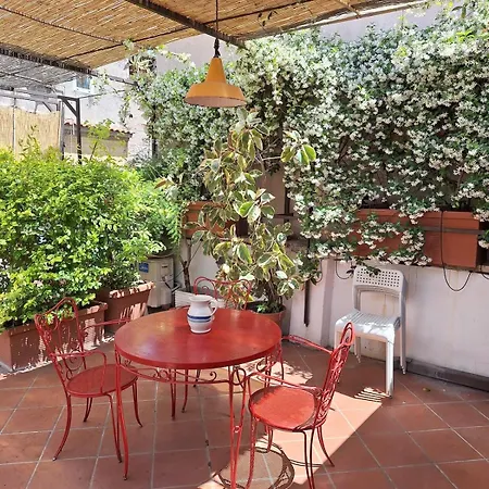 Monti Private Garden Apartmán